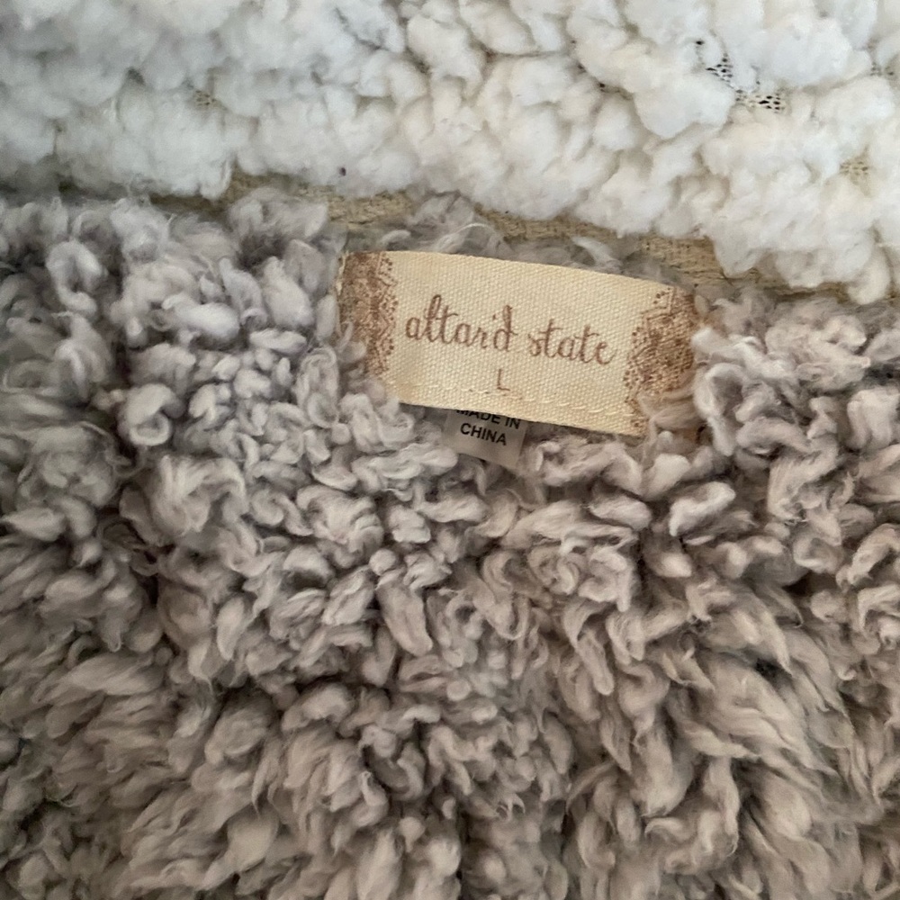 altrd state sherpa vest - Picture 3 of 3